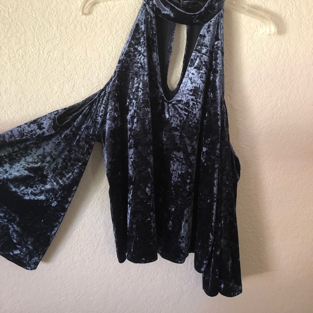 NWT American Eagle Blue Velvet Choker Top large - Picture 3 of 6